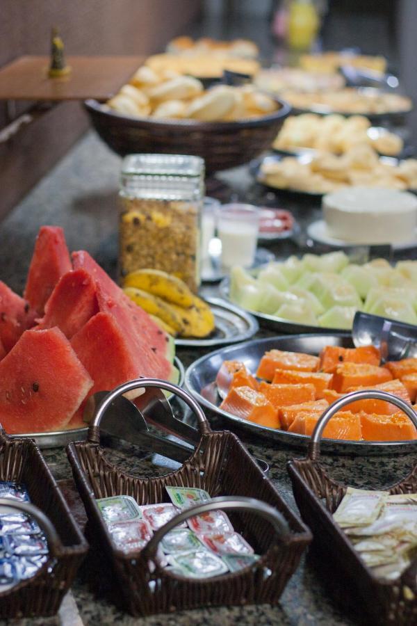 Hotel Marina Torrano ترينيداد المظهر الخارجي الصورة
